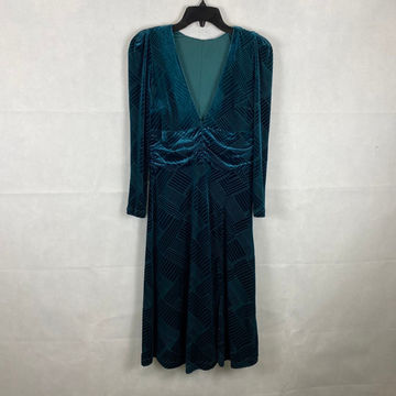 long sleeve velvet shift dress