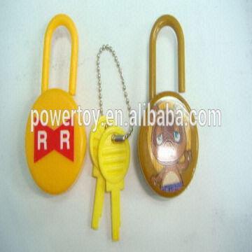 plastic lock and key toy