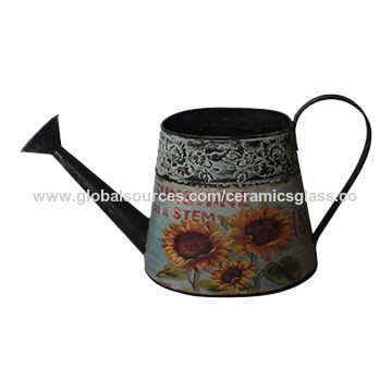 China Customized Flower Water Cans Garden Decorative Antique Metal