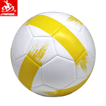 what size ball do they use in professional soccer