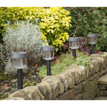 China Solar Meadow Lamp From Ningbo Manufacturer Ningbo Yisheng