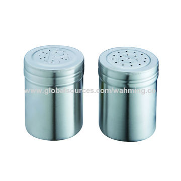 restaurant salt and pepper shakers