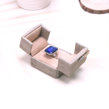 double door ring box