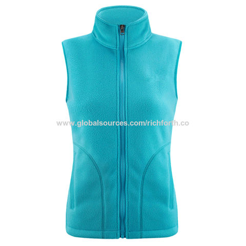 sleeveless fleece jacket