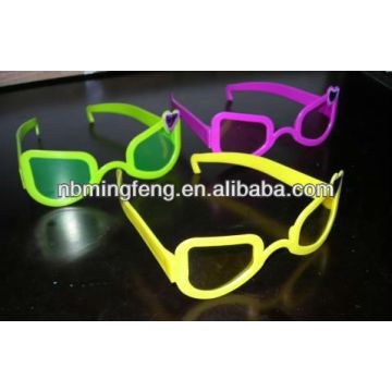 plastic toy glasses