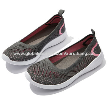 ladies flat casual shoes