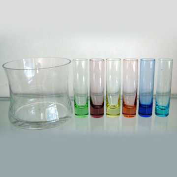 ice bucket with shot glasses