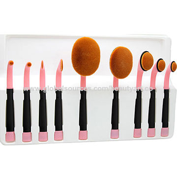 spoon makeup brushes