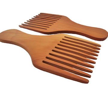 wooden hair comb