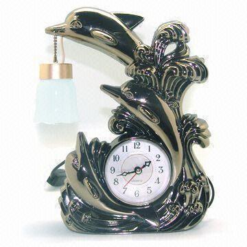 table lamp with clock