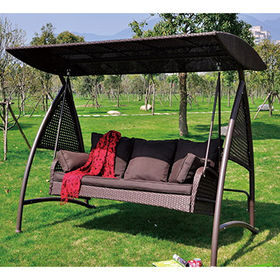 China Luxury 3 Seats Rattan Wicker Patio Swing From Shenzhen