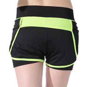 Short de sport pour femmes, double épaisseur, confortable, coupe sèche et respirant pour le yoga.