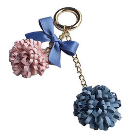 wholesale fluffy snowflake pom pom keychain