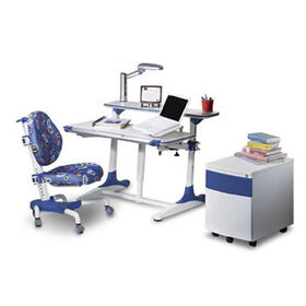 Ergonomic height adjustable toddler desk
