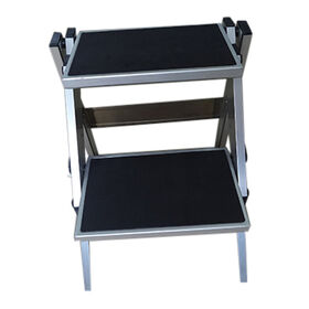 Folding ladder step