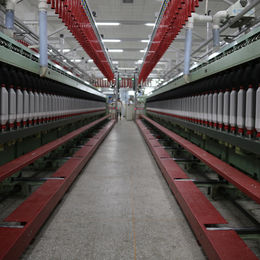 100% gesponnenes Polyester-Nähgarn, 80/2