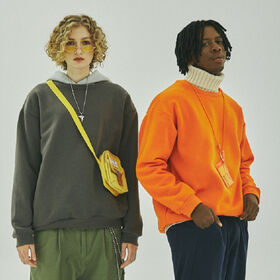 Solid color sweater men's round neck drop shoulders women's loose sweater with velvet unisex