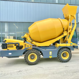 2.6m3 self-loading Concrete Machine Small self feeding 3.5m3 self