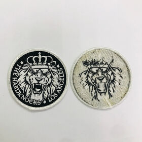 Ecussons brodés : Fabricant patch pour vêtement, patches brodés