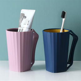 https://p.globalsources.com/IMAGES/PDT/S1185532383/Plastic-two-color-tooth-brushing-cup.jpg