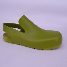 Wholesale Wholesale Fashion Beach Hot Popular Summer jelly PVC Clogs For Men  and women From m.