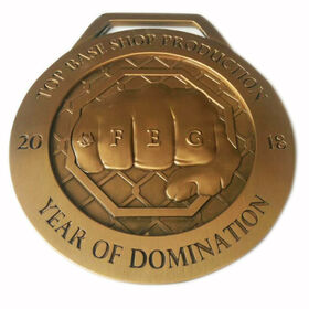 Top Base Shop Produktion FEG Jahr der Herrschaften Medaille Antikgold