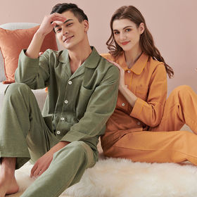 Cozy Pajama Set Velvet Night Suits Women Sleep Wear Set - China
