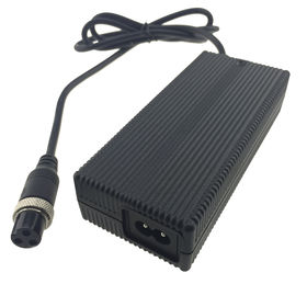 Chargeur 29.4V 2A Pour Vélo Électrique Et Scooter - Batterie Li-ion 7S - 24V - Avec Protections