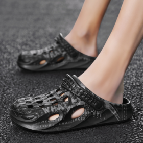 Men's clogs, Large hollow out breathable casual outdoor two wear sandals, non slip Beach