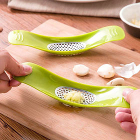 https://p.globalsources.com/IMAGES/PDT/S1194298960/Garlic-Press.jpg