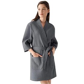 Achetez en gros Nouvellement Arrivé Personnalisation Bébé Vêtements De Nuit  Plus Pure Concepteur Peignoir De Bain Chine et Bébé Peignoir à 7.53 USD