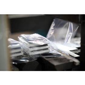 Baterai GEM 12V 42Ah VRLA AGM Bebas Perawatan untuk UPS, Sistem Keamanan & Alarm - Baterai Asam Timbal Tertutup