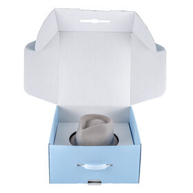 Corrugated Box for Hat Protection and Storage –