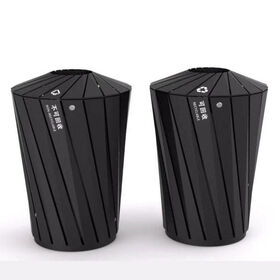 Town of Algoma Large 96 gallon trash recycling bins - household