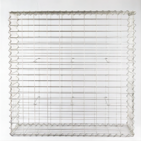 Gabions Besto 100x20x20cm : Murs de soutènement robustes et sécurisés, disponibles en différentes tailles pour une utilisation extérieure. Gabions de haute qualité pour projets de génie civil et d'aménagement paysager.