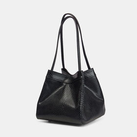 Hot L Luxury Designer Replica Papillon Trunk Lady Shoulder Bag - China  Replica Bags and Designer Handbags price