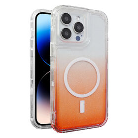 Coque de téléphone Urban Play à couleur dégradée, hybride TPU et PC, brillante, compatible Magsafe pour iPhone 15 Pro.