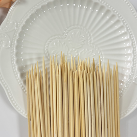 Premium Natural 250mm Bamboo Skewers Smooth Polished Disposable Bamboo Sticks for Catering