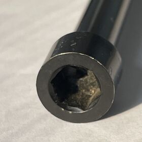 Varilla roscada/perno/tornillos largos, cabeza hueca hexagonal, fabricados en acero cincado negro, OEM altamente aceptado