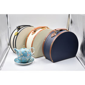 Ensemble cadeau de thé ou de café en porcelaine fine en gros, emballé dans un étui portable en cuir, logo et design personnalisés acceptables