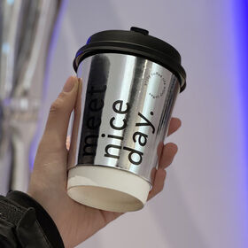 Papierbecher 8oz 12oz Kundenspezifisch Silberfolie Schwarz Doppelwand PE-beschichtet Kaffee Papierbecher Zum Mitnehmen Heißgetränke Kaffee Papierbecher Mit Deckel