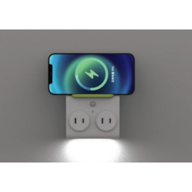 Outlet Extender with Wireless Charging, USB Ports and Night Light for Japan