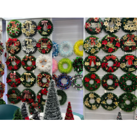Wholesale Christmas decorations Holiday wreaths wreaths window decoration Door hanging venue Christmas supplies for Christmas