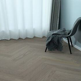 OEM oak herringbone wood flooring parquet wood flooring factoey price walnut wood flooring