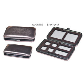 Fabrikgefertigte, kundenspezifische leere Lidschattenpalette aus Kunststoff mit 10 Farben, quadratischer Behälter für Make-up-Lidschatten