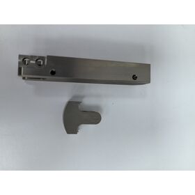 Pièces en titane sur mesure, usinage CNC de titane pour pièces de rechange aérospatiales et pièces médicales