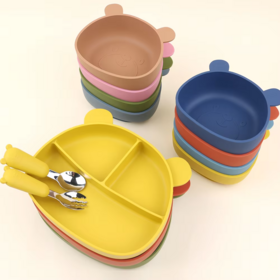 Microwave Safe BPA Free Divided Kids Plate Bear Plate Bear Bowl Panda Silicone Suction Plate and Bowl Set with Spoon Fork