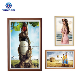 إطار صور رقمي LCD WiFi خشبي جديد مقاس 32 بوصة، شاشة عرض فيديو LCD، شاشة إعلانات للمدرسة، الفندق، المطعم، المتحف، المعرض