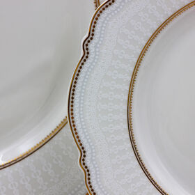 Ensemble de Vaisselle 16 Pièces SMF avec Décoration Dorée en Relief 3D et Bordure en Or Véritable, Assiettes Élégantes pour la Maison et le Restaurant
