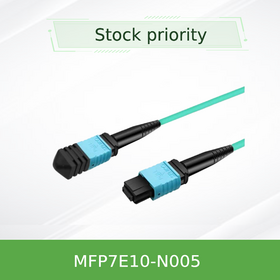 Cable de fibra cruzada MPO/APC multimodo de alta densidad MFP7E10-N005 de 400 Gb/s